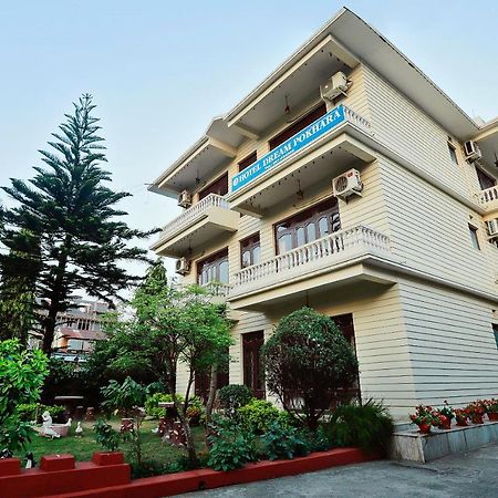 Hotel Dream Pokhara Extérieur photo