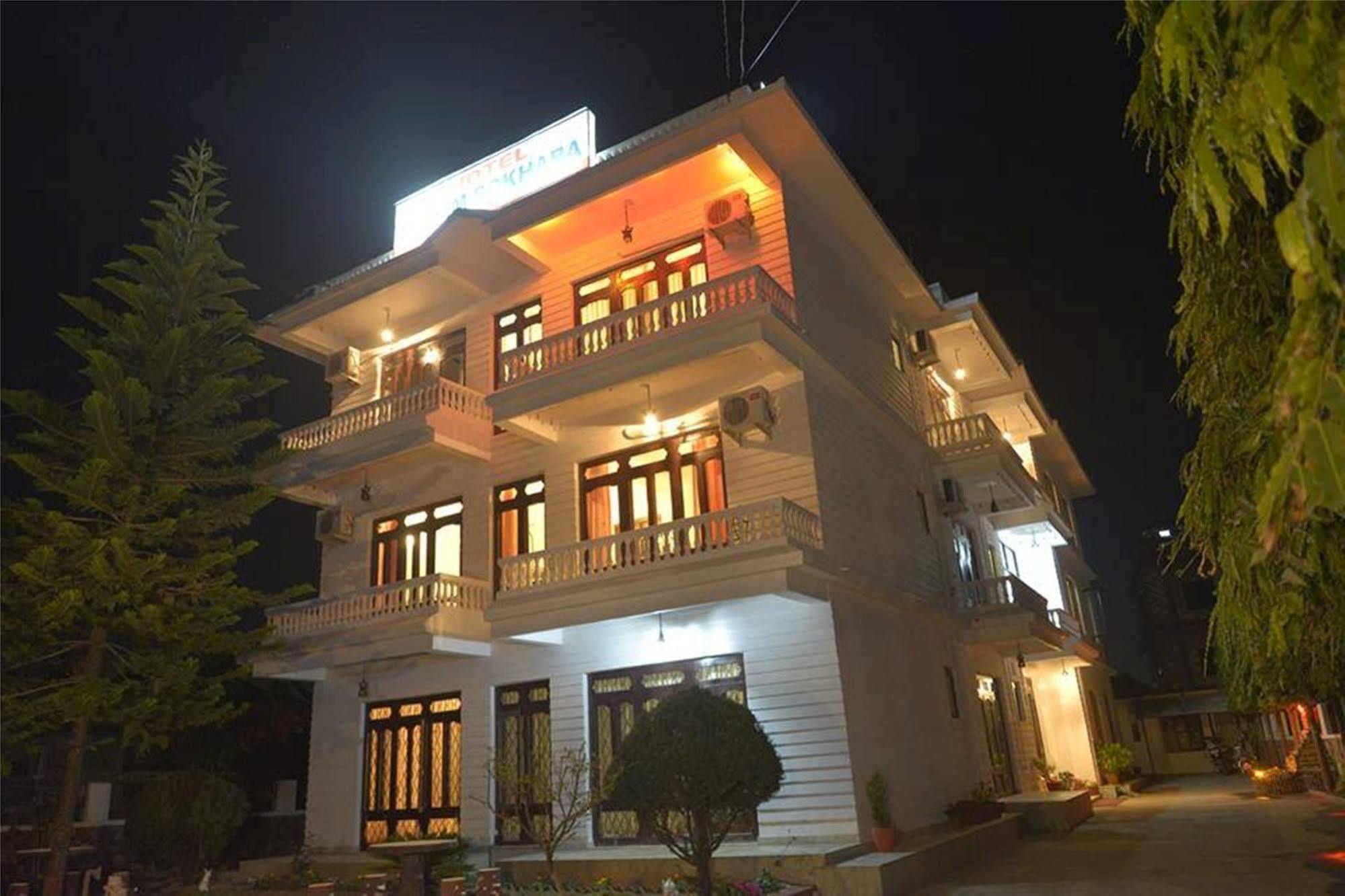 Hotel Dream Pokhara Extérieur photo